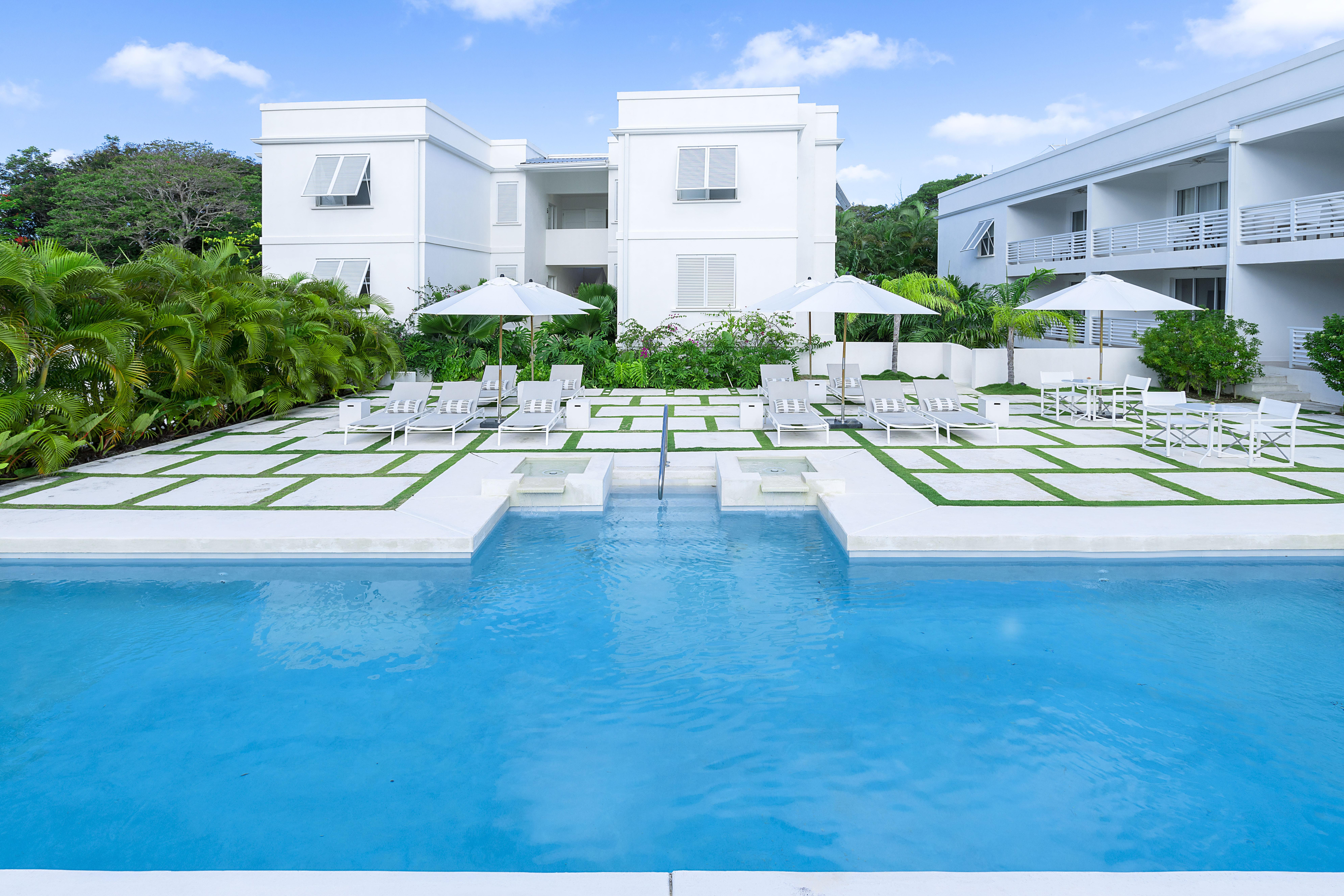 Mullins Grove Aparthotel Saint Peter Exterior photo